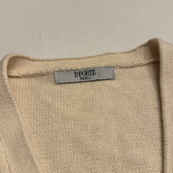 La Porte Cotton Cashmere Knit Summer Cardigan in Cream - Picture 4 of 7
